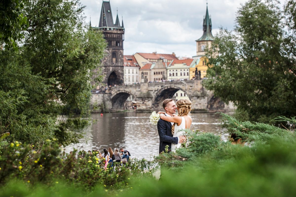 Charles Bridge view Wedding photo with Charles Bridge view